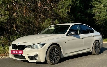 BMW 3 серия, 2018 год, 2 299 000 рублей, 2 фотография