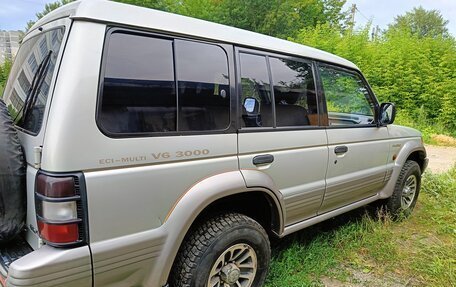 Mitsubishi Pajero III рестайлинг, 1995 год, 680 000 рублей, 6 фотография