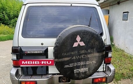 Mitsubishi Pajero III рестайлинг, 1995 год, 680 000 рублей, 5 фотография