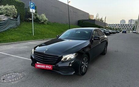 Mercedes-Benz E-Класс, 2020 год, 4 300 000 рублей, 2 фотография