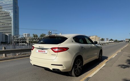 Maserati Levante I, 2016 год, 4 590 000 рублей, 4 фотография