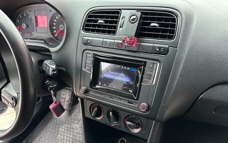 Volkswagen Polo VI (EU Market), 2011 год, 625 000 рублей, 6 фотография