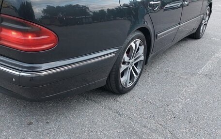 Mercedes-Benz E-Класс, 2001 год, 650 000 рублей, 4 фотография