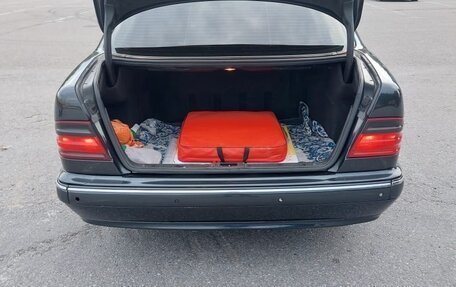 Mercedes-Benz E-Класс, 2001 год, 650 000 рублей, 5 фотография