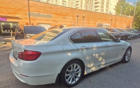 BMW 5 серия, 2012 год, 2 300 000 рублей, 4 фотография