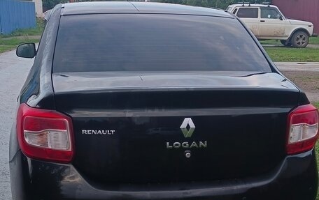 Renault Logan II, 2016 год, 600 000 рублей, 2 фотография