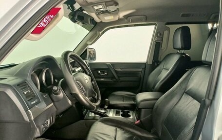 Mitsubishi Pajero IV, 2010 год, 1 399 000 рублей, 15 фотография