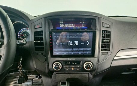 Mitsubishi Pajero IV, 2010 год, 1 399 000 рублей, 19 фотография