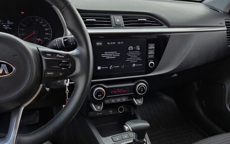 KIA Rio IV, 2021 год, 2 000 000 рублей, 6 фотография