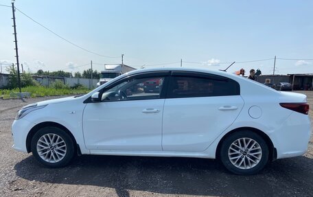 KIA Rio IV, 2018 год, 930 000 рублей, 2 фотография