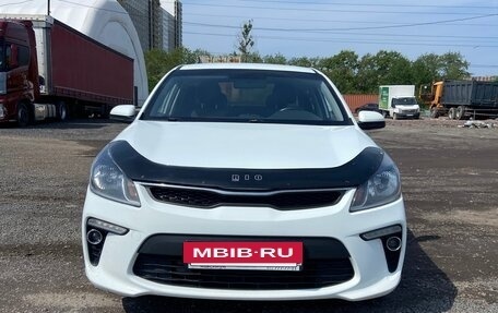 KIA Rio IV, 2018 год, 930 000 рублей, 5 фотография