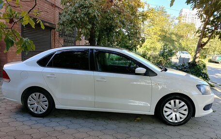 Volkswagen Polo VI (EU Market), 2015 год, 750 000 рублей, 4 фотография