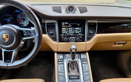 Porsche Macan I рестайлинг, 2015 год, 3 990 000 рублей, 14 фотография