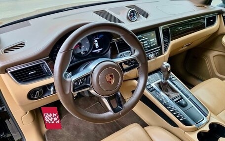 Porsche Macan I рестайлинг, 2015 год, 3 990 000 рублей, 23 фотография