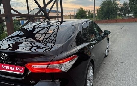 Toyota Camry, 2018 год, 3 200 000 рублей, 3 фотография