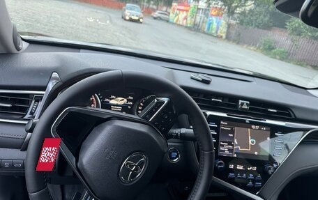 Toyota Camry, 2018 год, 3 200 000 рублей, 6 фотография