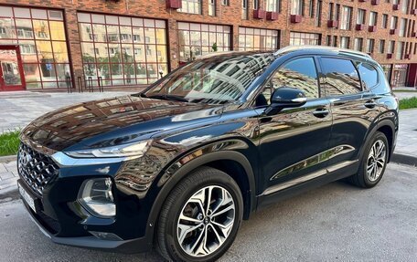 Hyundai Santa Fe IV, 2019 год, 3 170 000 рублей, 2 фотография