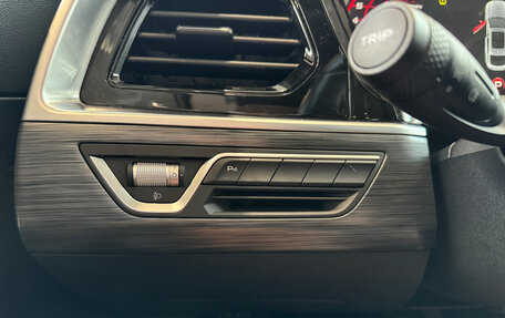 Geely Tugella FY11, 2023 год, 2 750 000 рублей, 12 фотография