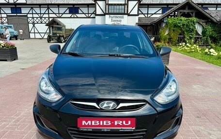 Hyundai Solaris II рестайлинг, 2013 год, 885 000 рублей, 2 фотография
