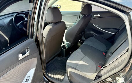 Hyundai Solaris II рестайлинг, 2013 год, 885 000 рублей, 13 фотография