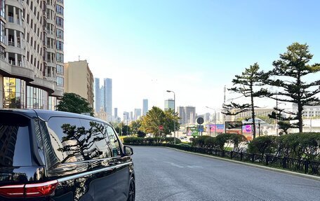 Volkswagen Multivan, 2022 год, 6 800 000 рублей, 11 фотография