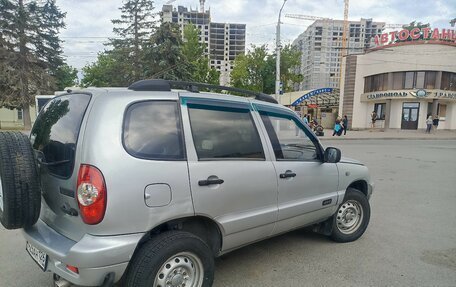 Chevrolet Niva I рестайлинг, 2004 год, 300 000 рублей, 9 фотография