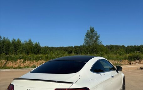 Mercedes-Benz C-Класс, 2018 год, 3 099 999 рублей, 8 фотография