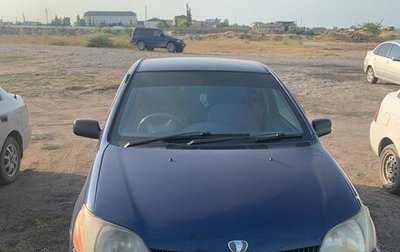 Toyota Platz, 2001 год, 310 000 рублей, 1 фотография