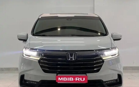 Honda Odyssey IV, 2022 год, 2 890 000 рублей, 2 фотография