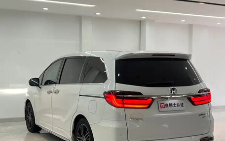 Honda Odyssey IV, 2022 год, 2 890 000 рублей, 6 фотография