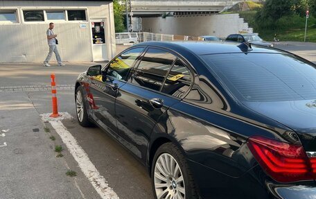 BMW 7 серия, 2013 год, 2 200 000 рублей, 4 фотография