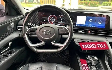 Hyundai Elantra, 2021 год, 1 250 000 рублей, 9 фотография