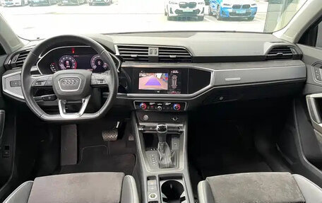 Audi Q3, 2022 год, 2 489 000 рублей, 8 фотография