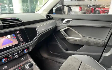 Audi Q3, 2022 год, 2 489 000 рублей, 12 фотография