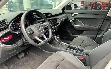 Audi Q3, 2022 год, 2 489 000 рублей, 11 фотография