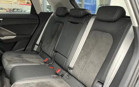 Audi Q3, 2022 год, 2 489 000 рублей, 19 фотография