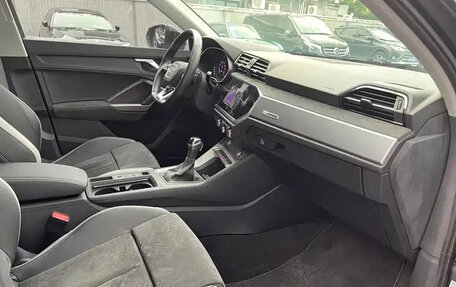 Audi Q3, 2022 год, 2 489 000 рублей, 22 фотография