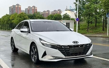 Hyundai Elantra, 2021 год, 1 370 000 рублей, 1 фотография