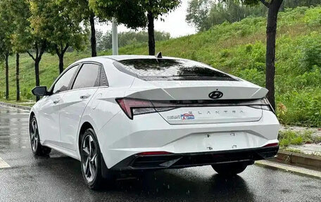 Hyundai Elantra, 2021 год, 1 370 000 рублей, 4 фотография