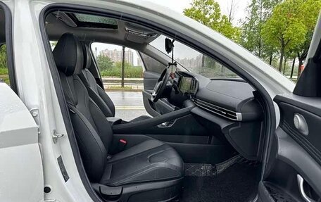 Hyundai Elantra, 2021 год, 1 370 000 рублей, 12 фотография