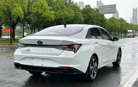 Hyundai Elantra, 2021 год, 1 370 000 рублей, 6 фотография