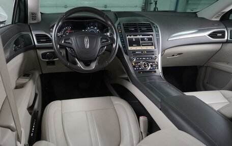 Lincoln MKZ II рестайлинг, 2018 год, 2 314 000 рублей, 6 фотография