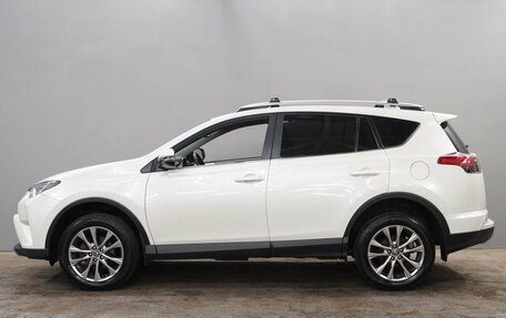 Toyota RAV4, 2017 год, 2 300 000 рублей, 8 фотография