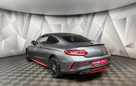 Mercedes-Benz C-Класс, 2017 год, 3 645 000 рублей, 4 фотография