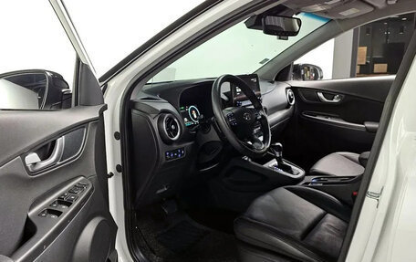 Hyundai Kona I, 2021 год, 2 100 001 рублей, 9 фотография