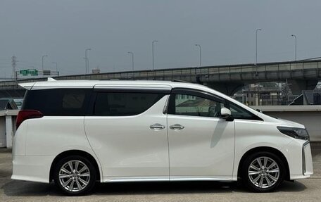 Toyota Alphard III, 2021 год, 4 115 855 рублей, 7 фотография