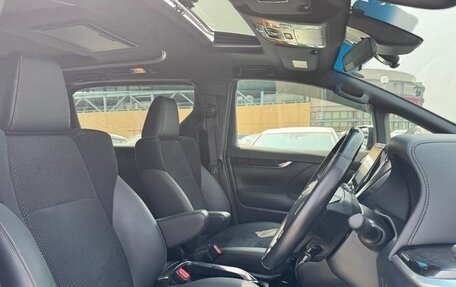 Toyota Alphard III, 2021 год, 4 115 855 рублей, 13 фотография