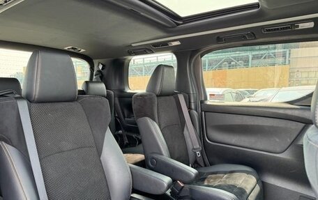 Toyota Alphard III, 2021 год, 4 115 855 рублей, 31 фотография