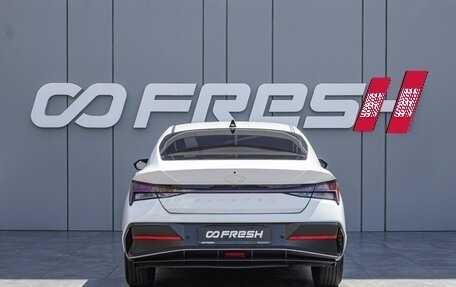 Hyundai Elantra, 2024 год, 2 420 000 рублей, 4 фотография