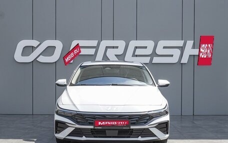 Hyundai Elantra, 2024 год, 2 420 000 рублей, 3 фотография